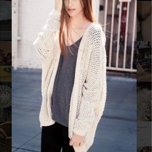 Finn Brandy Melville cardigan hooded